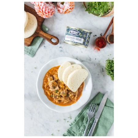 Hoofdgerecht Hotovky z plechovky Szegediner goulash speciaal 800 g